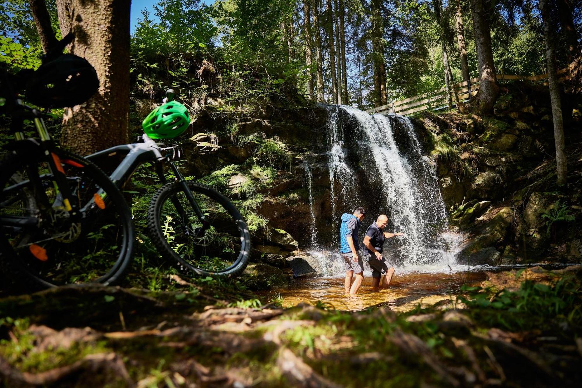 Hanusel Hof Wellness & Genuss In Panoramalage Hellengerst Buitenkant foto